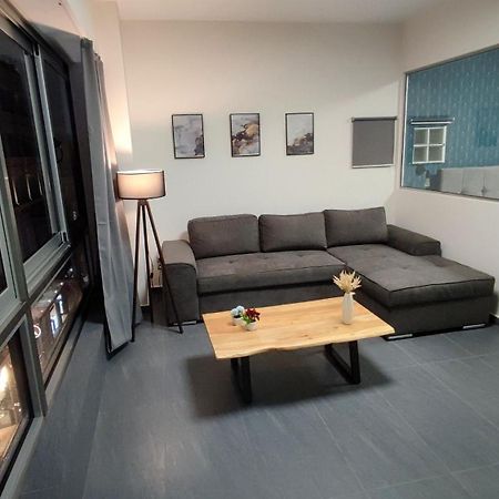 Ermou Downtown Suites By Athens Urban Retreat 외부 사진
